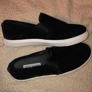 Velvet Steve Madden slip on shoes